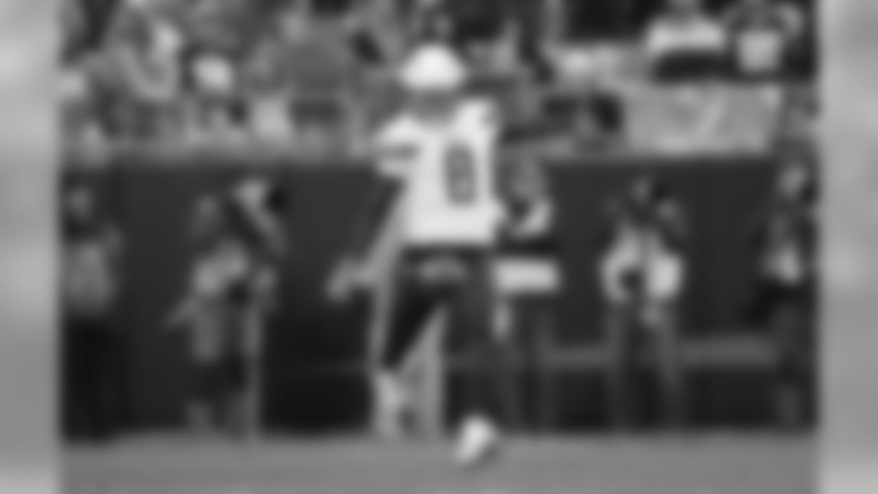 Chargers lose 16-28 to the Carolina Panthers at Bank of America Stadium.