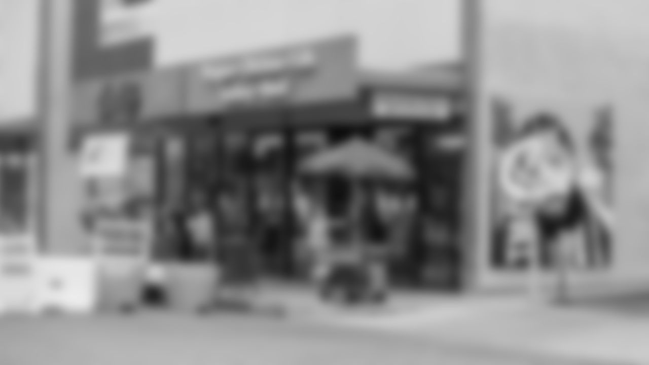 210209_Earles_MN_002