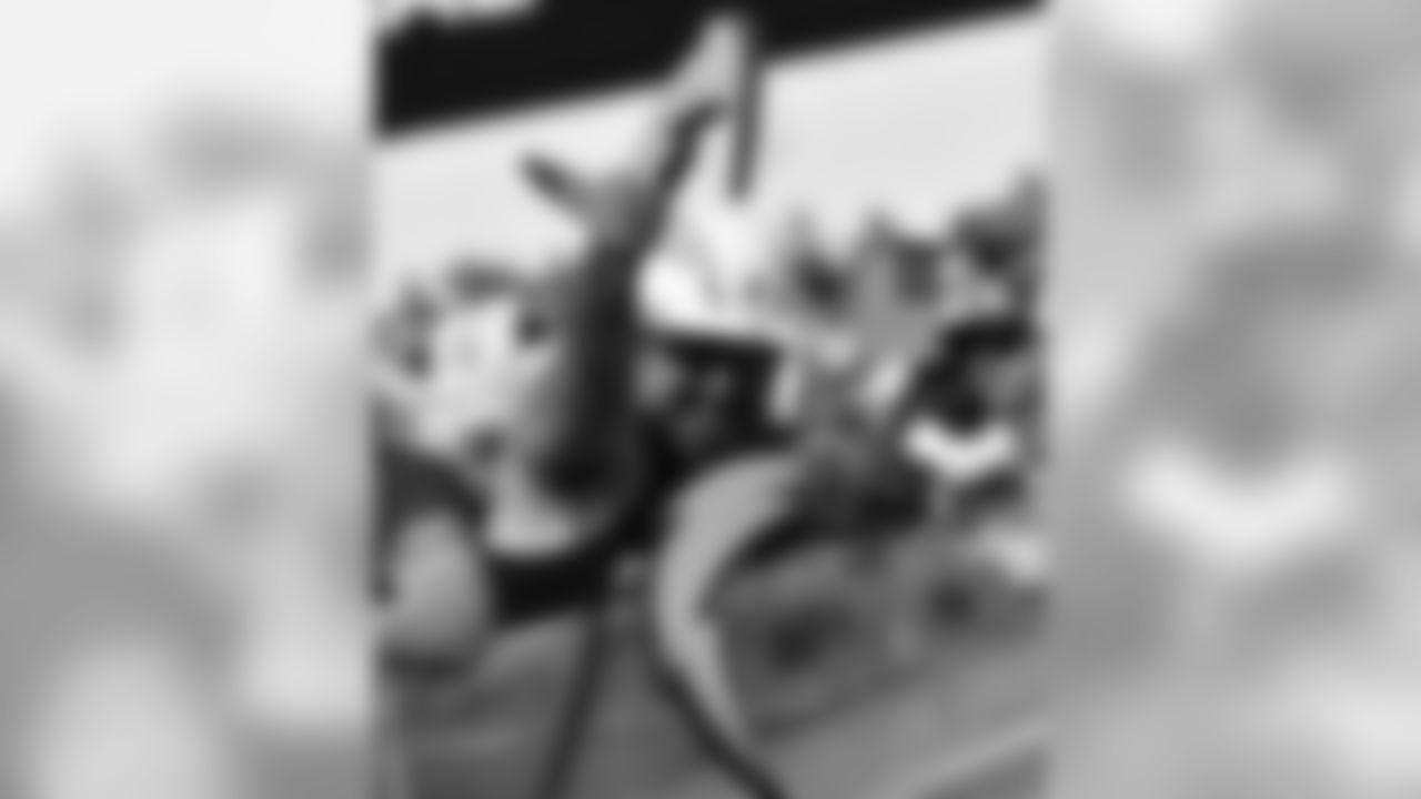 111217_lacvsjax_355.jpg