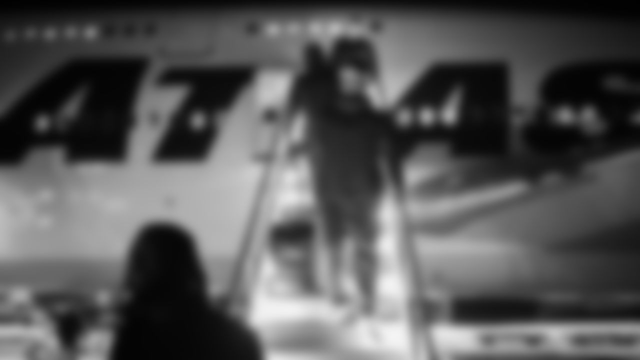 191206_LACatJAX_Arrivals_005