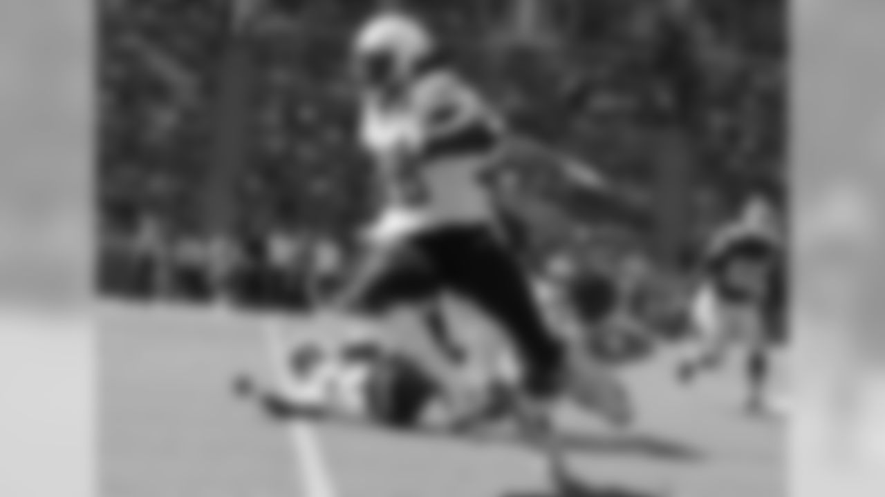 Kansas City Chiefs vs. the Los Angeles Chargers at StubHub Center on Sunday, Sept. 24, 2017. The Chiefs won 24-10.