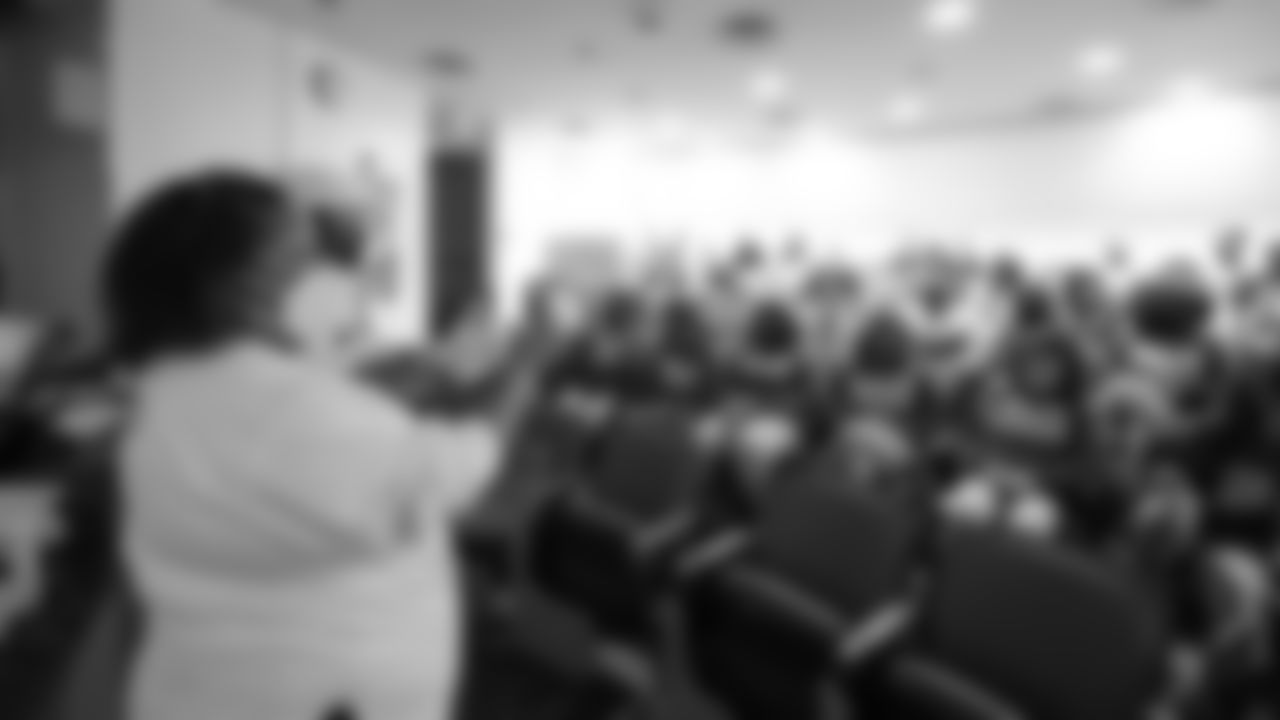 220312_CSULB_YouthSymposium_NV_087