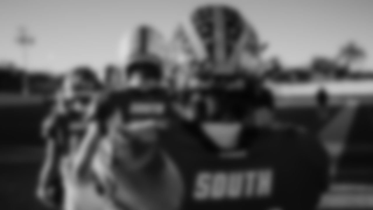 211211_SpanosAllStarClassic_RY__071