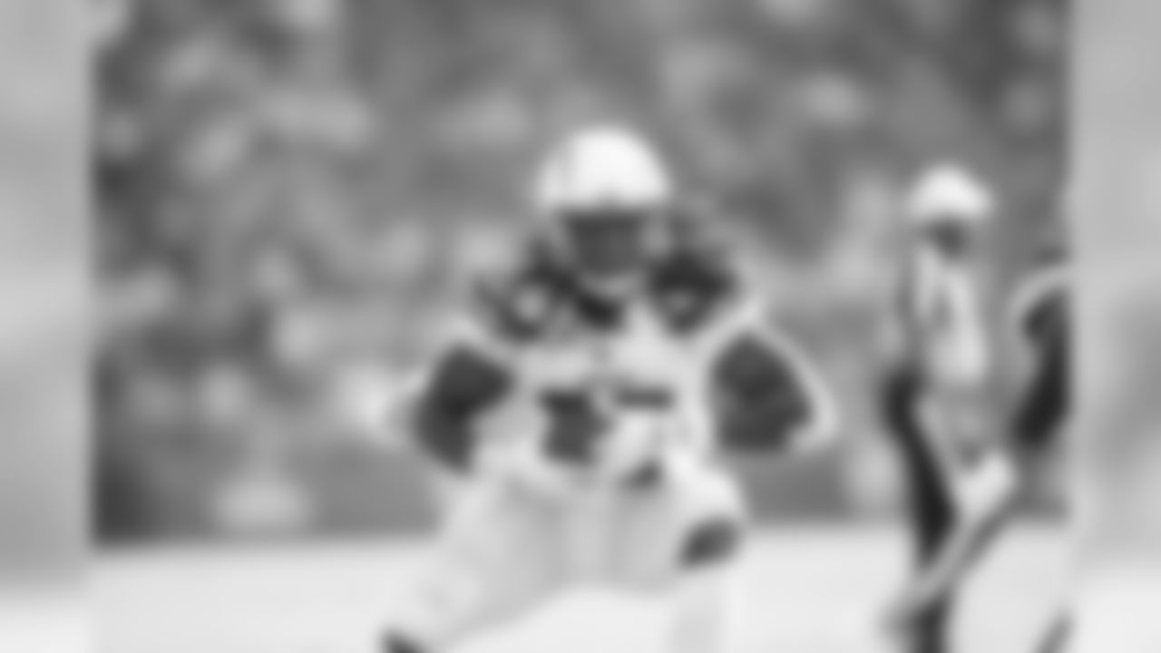 San Fransisco 49ers at Los Angeles Chargers on Saturday, September 30, 2018 in Carson, CA. Final score: 27-29. (Eddie Perlas/Chargers)
@Chargers - - chargers.com - -