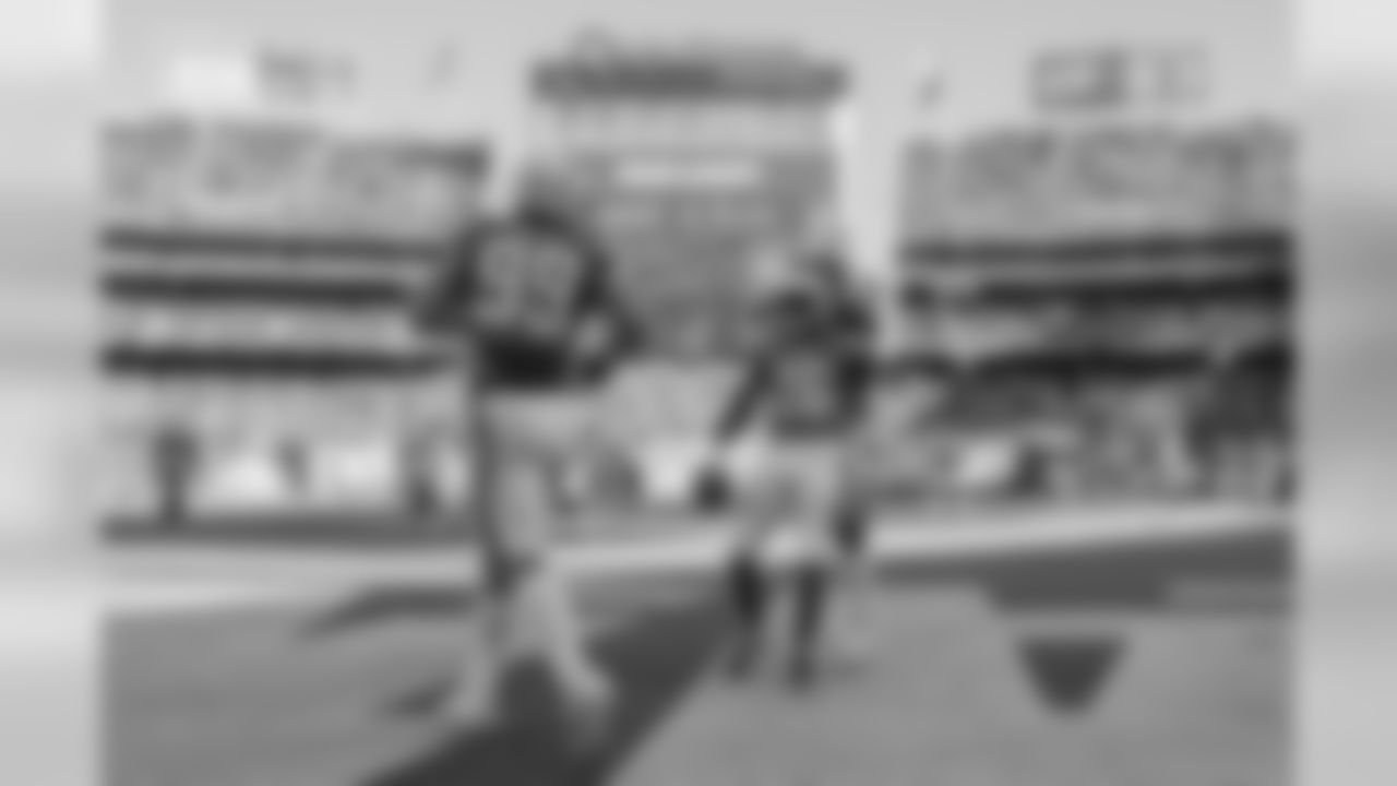 Chargers win 43-35 against the Tennessee Titans at Qualcomm Stadium