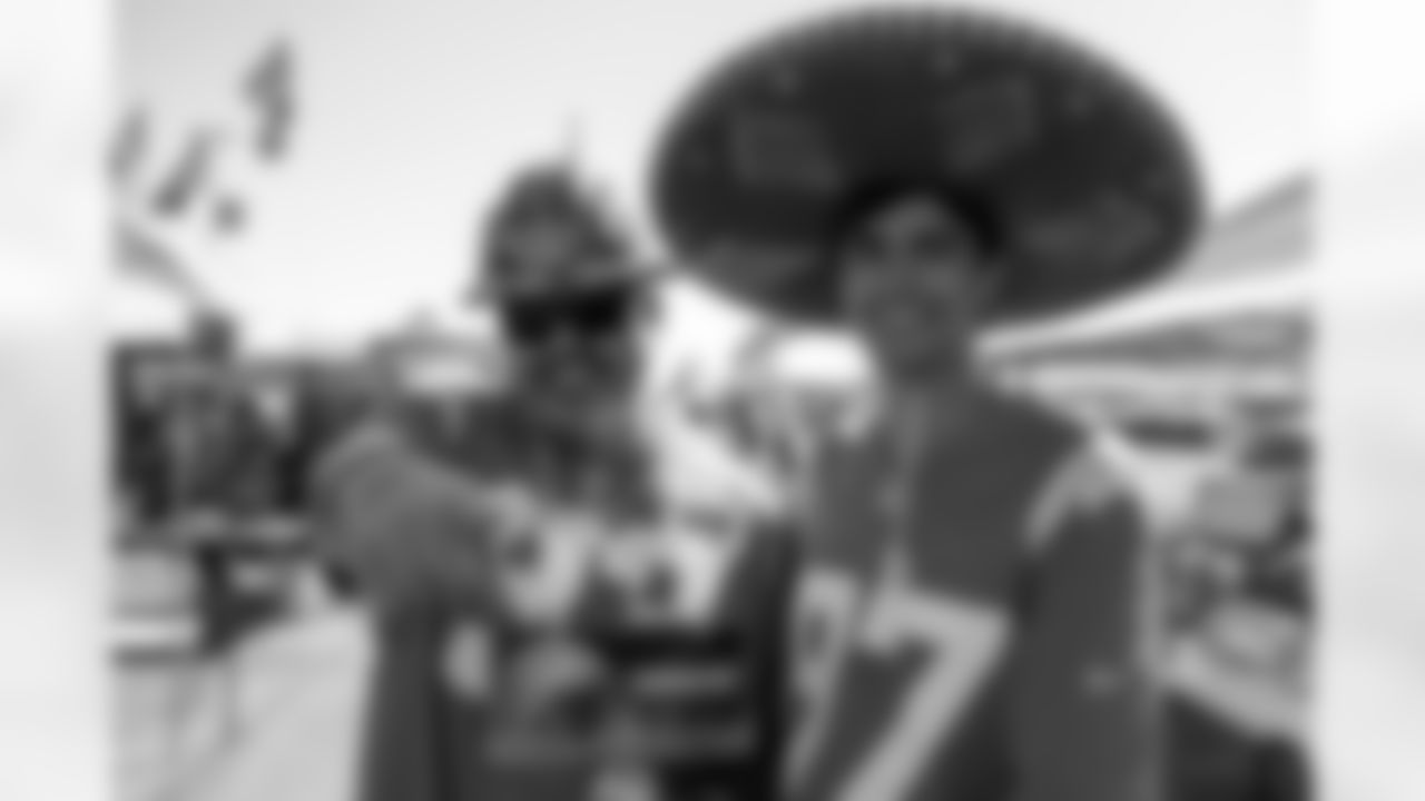 The Los Angeles Chargers play the Dallas Cowboys on Monday, October 16, 2023 at SoFi Stadium in Inglewood, CA.
[FINAL SCORE: DAL 20 - LAC 17]