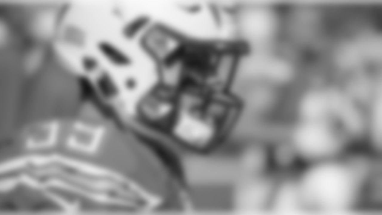 The Chargers take on the Chiefs and drop their 6th straight, 33-3