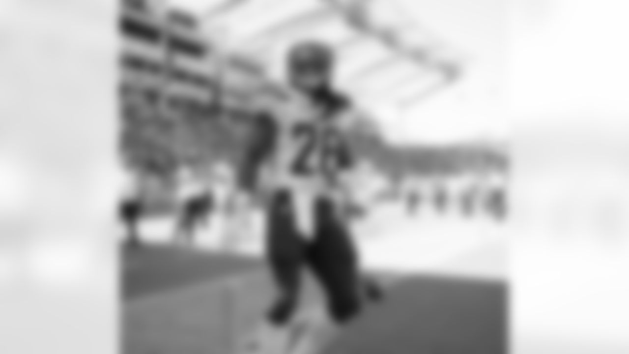 Kansas City Chiefs vs. the Los Angeles Chargers at StubHub Center on Sunday, Sept. 24, 2017. The Chiefs won 24-10.