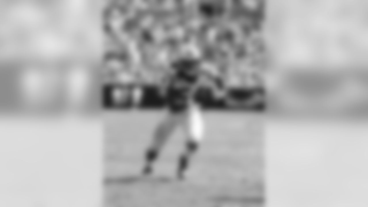 20_slb_shaq_thompson.jpg
