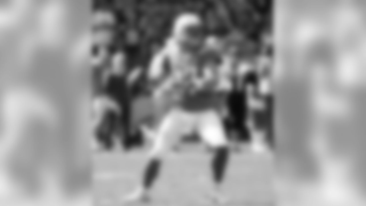 Philip Rivers looks to throw downfield during the Week 5 matchup against the Oakland Raiders at ROKiT Field at StubHub Center.
