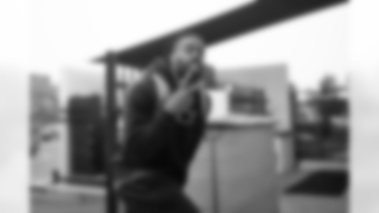 041519_Player_Arrivals_045