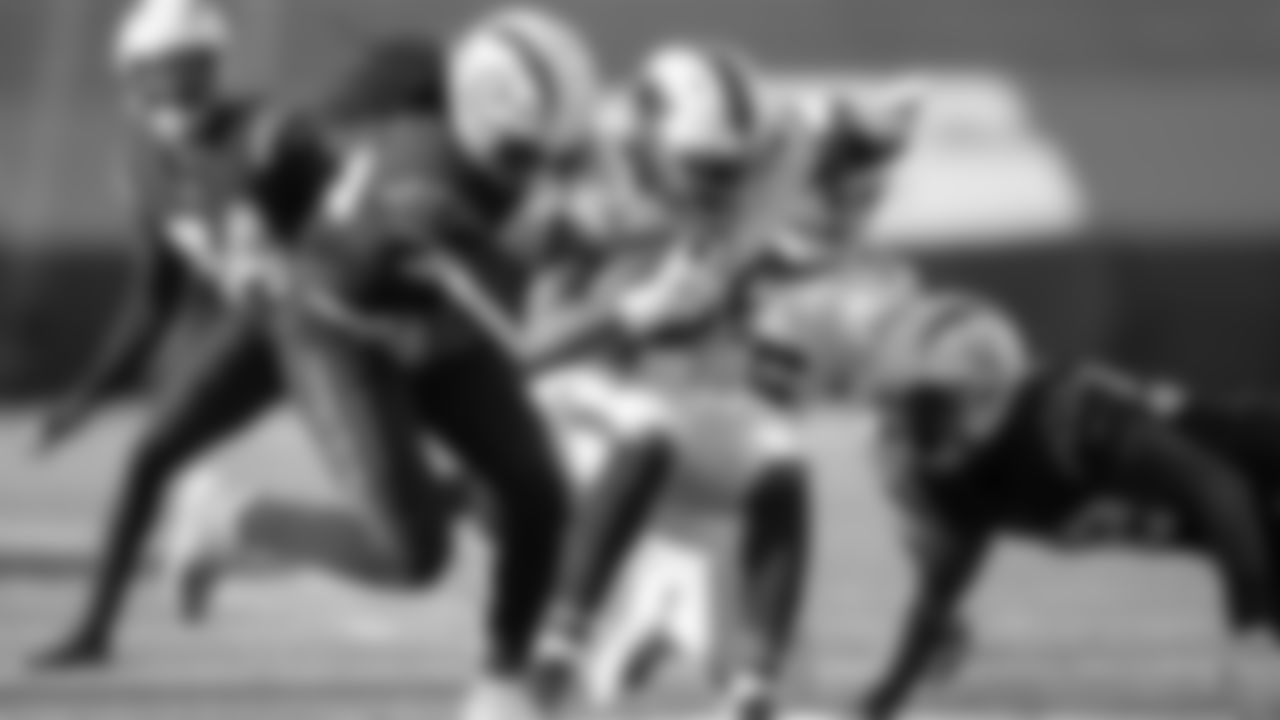 TopShots20_Tackles_063