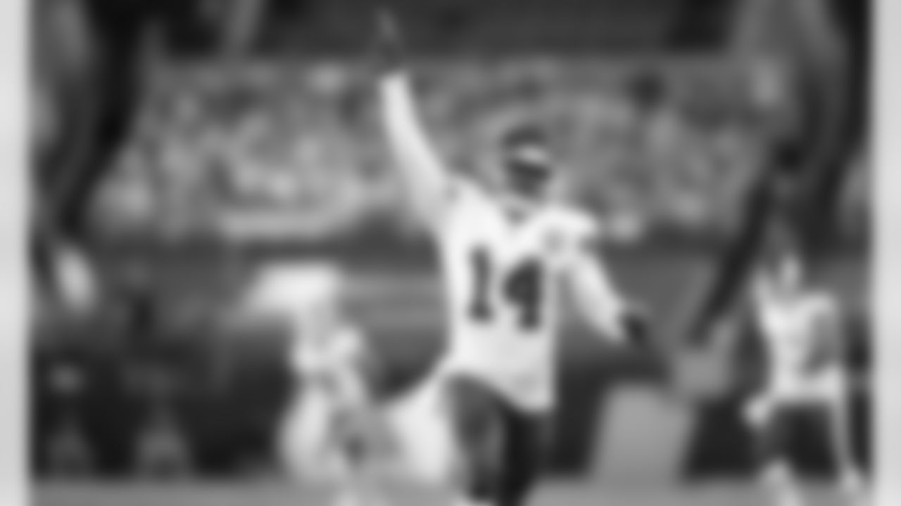 Kansas City Chiefs wide receiver Sammy Watkins (14) during the game between the Kansas City Chiefs and the Baltimore Ravens at M&T Bank Stadium on September 28, 2020