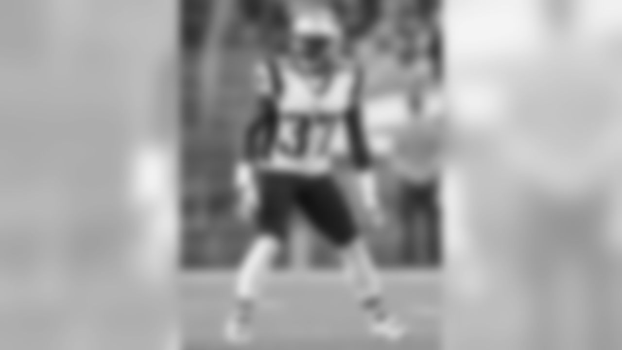 Right Cornerback, Alfonzo Dennard