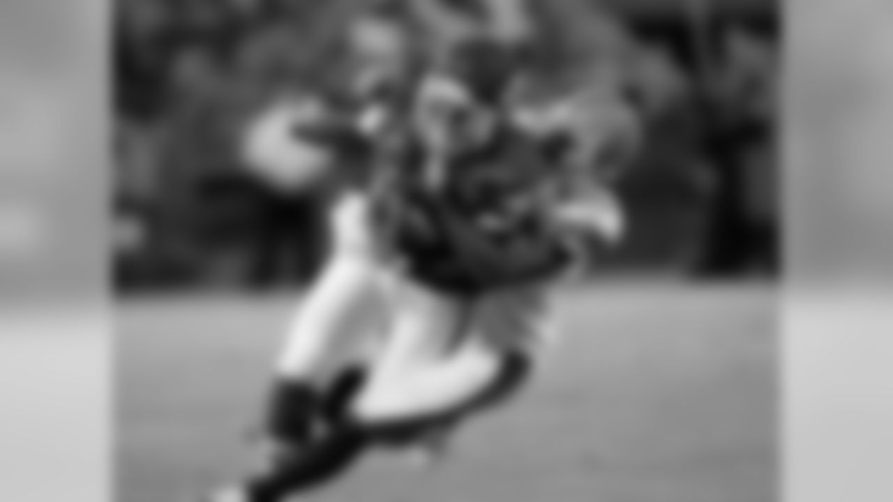FB Omar Easy was selected 107th overall in the 2002 NFL Draft.