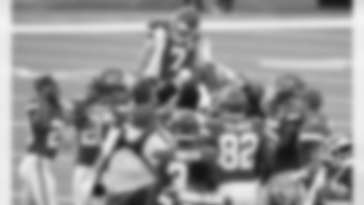 Kansas City Chiefs kicker Harrison Butker (7) during the game between the Kansas City Chiefs and the Los Angeles Chargers at SoFi Stadium on September 20, 2020