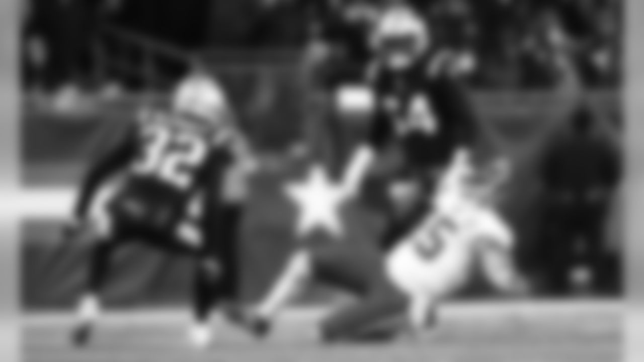 The Kansas City Chiefs take on the New England Patriots at Gillette Stadium on December 8, 2019.