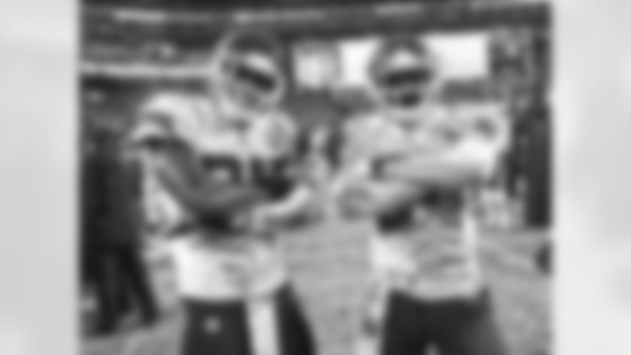 Corner back Sean Smith (27) and corner back Brandon Flowers (24)