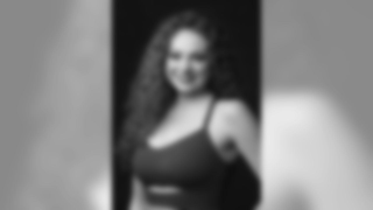 Dilman_Emily