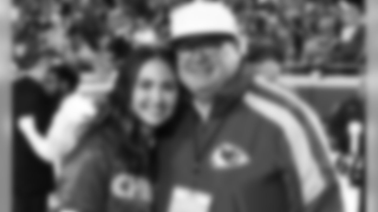 Eric Stonestreet poses for the camera after the Sunday Night Football game between the Kansas City Chiefs and the Indianapolis Colts at Arrowhead Stadium on October 6, 2019.