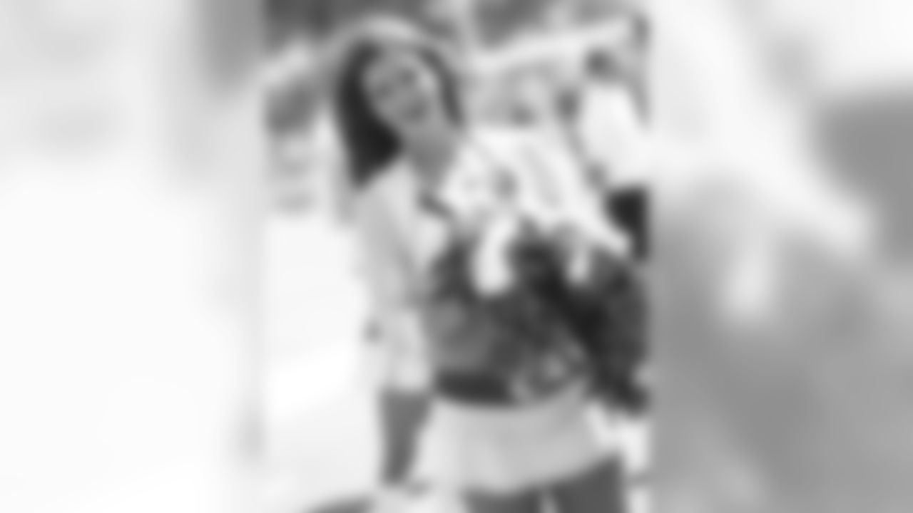 Meet Kansas City Chiefs Cheerleader Sarah