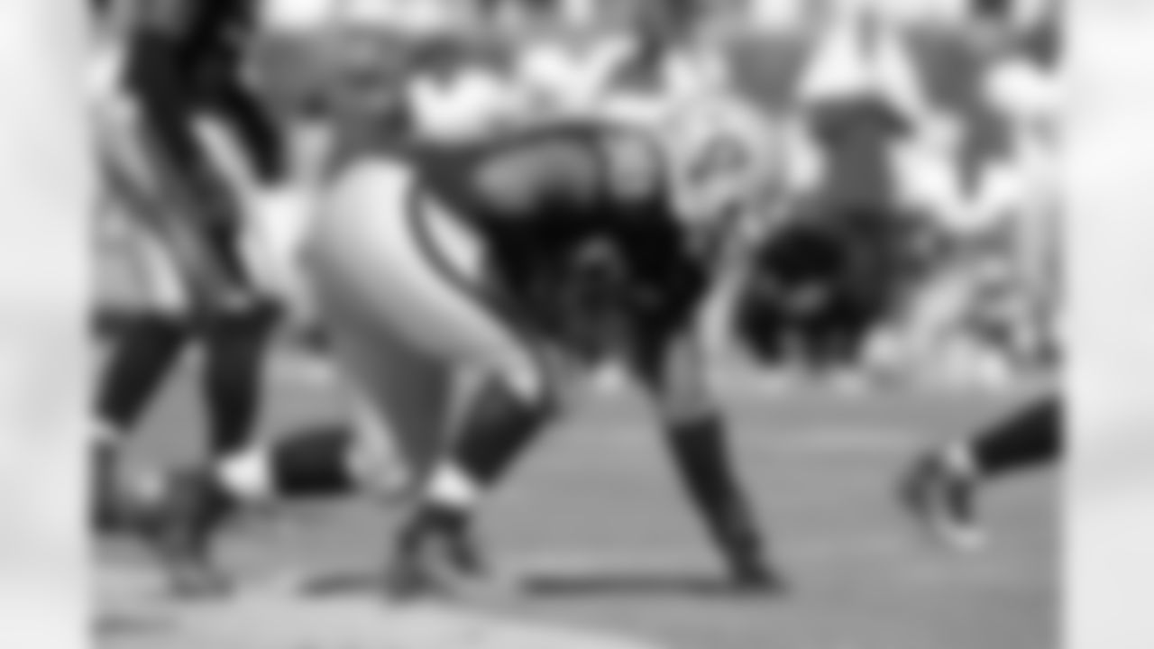 DT #98, Vance Walker