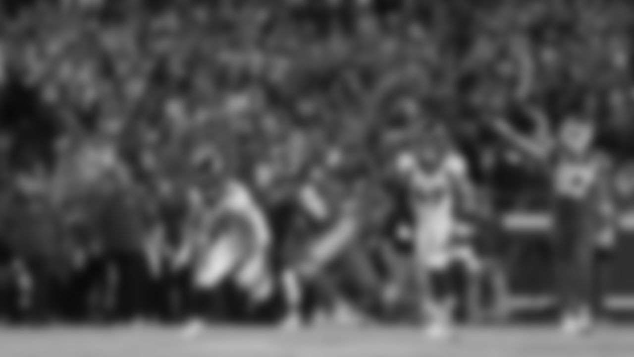 The Kansas City Chiefs face off against the Denver Broncos at GEHA Field at Arrowhead Stadium on October 12, 2023.