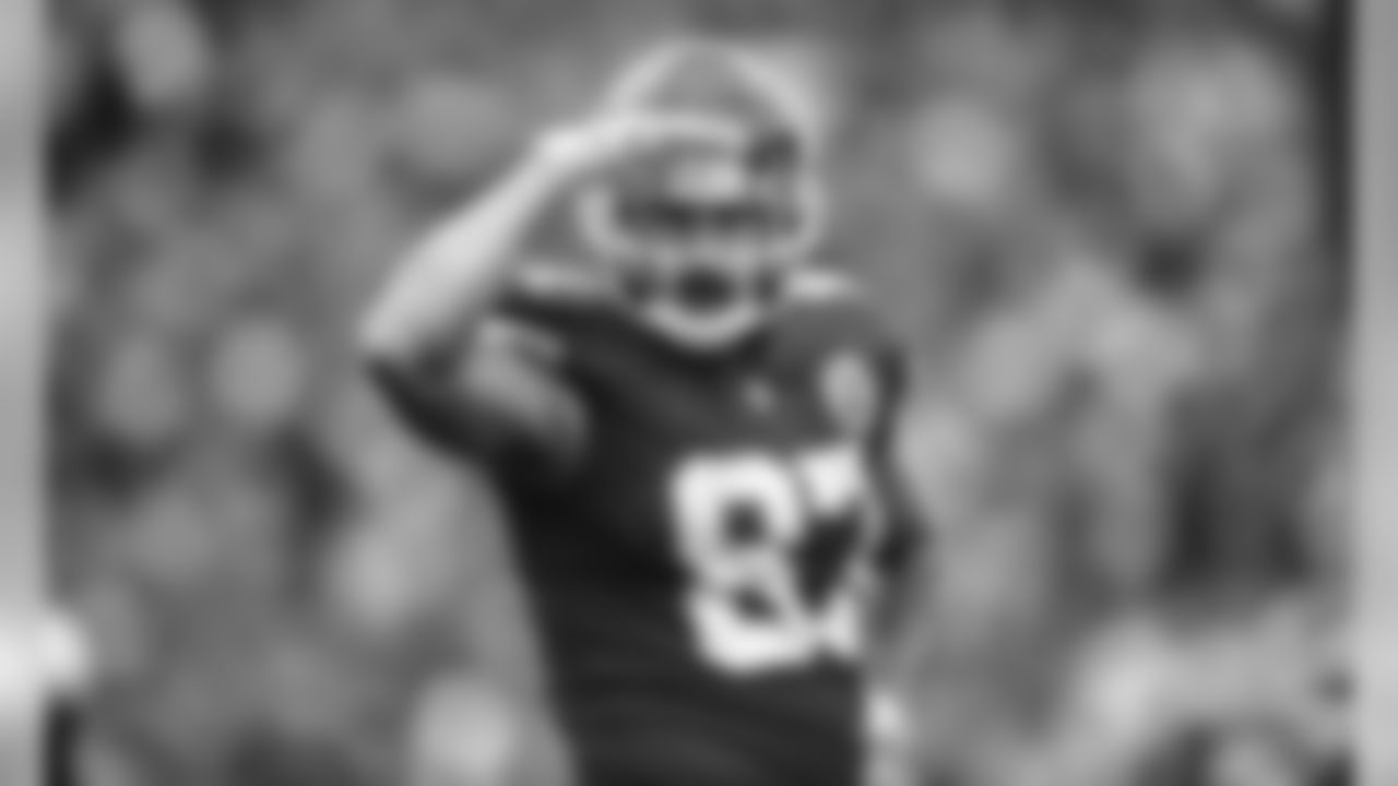 Kansas City Chiefs tight end Travis Kelce (87) during the game against the Jacksonville Jaguars at Arrowhead Stadium on October 7, 2018