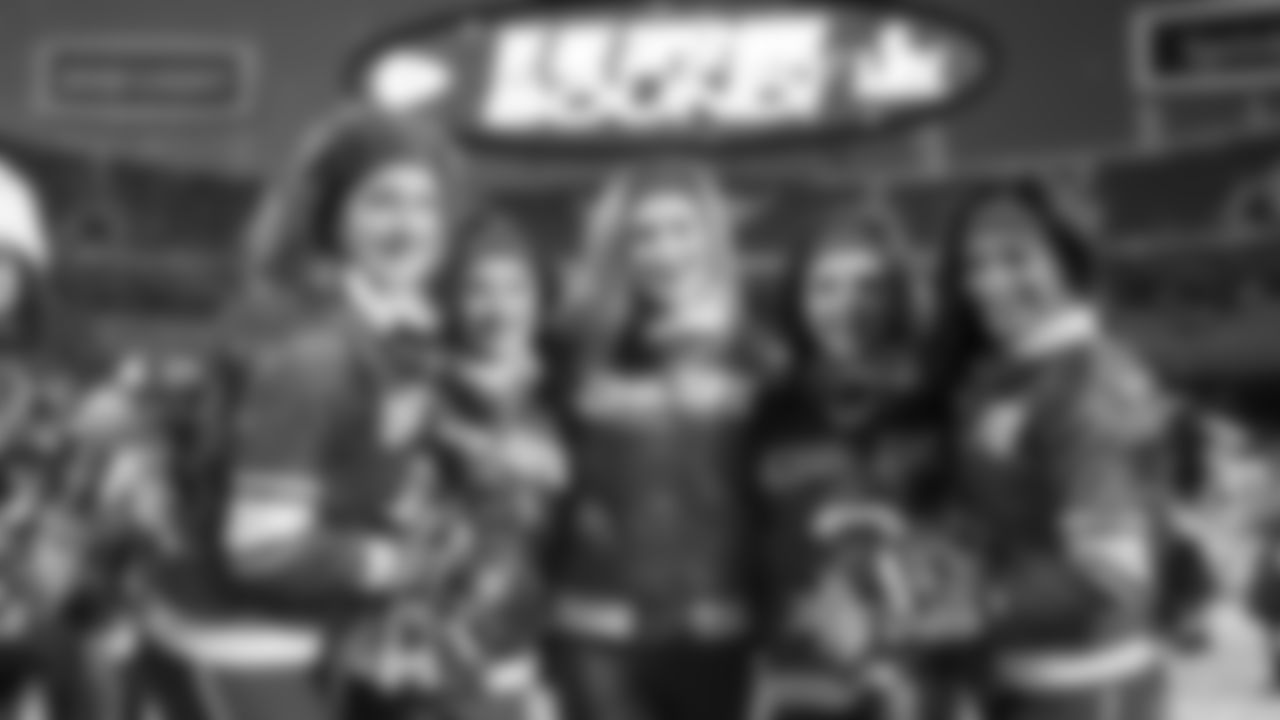 056_AFCC Cheer