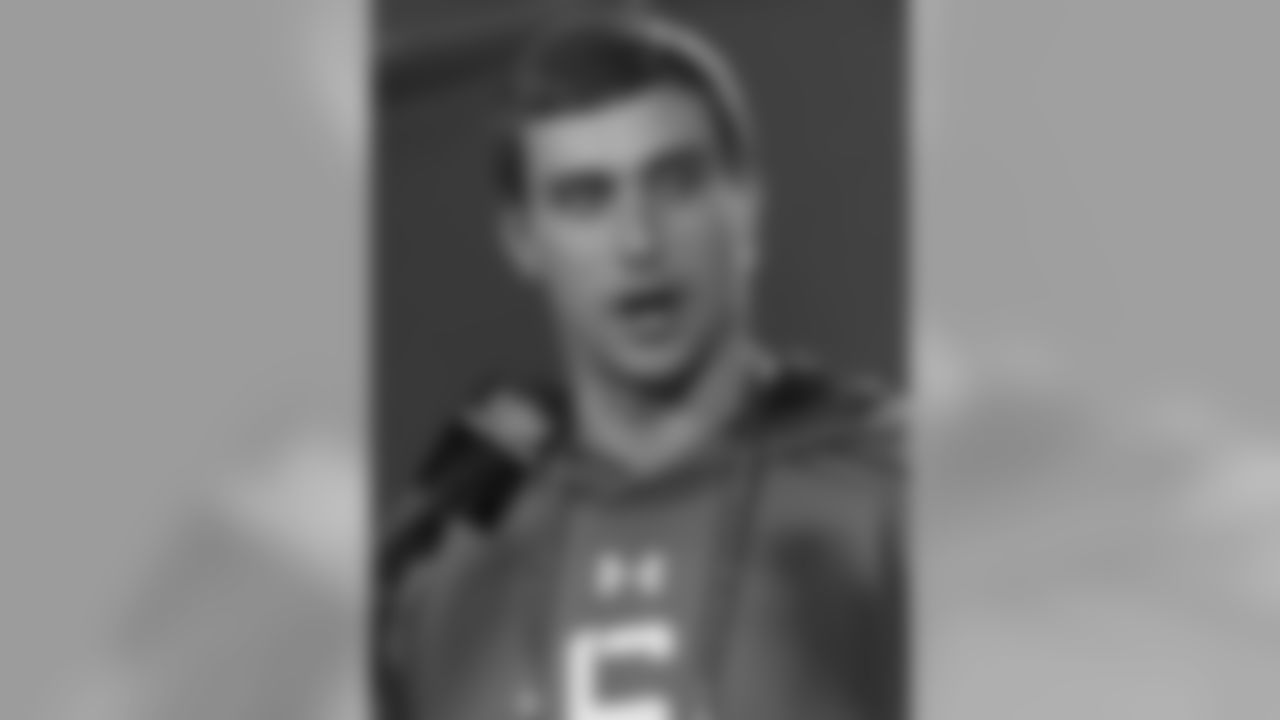 Colorado State QB Garrett Grayson (18)