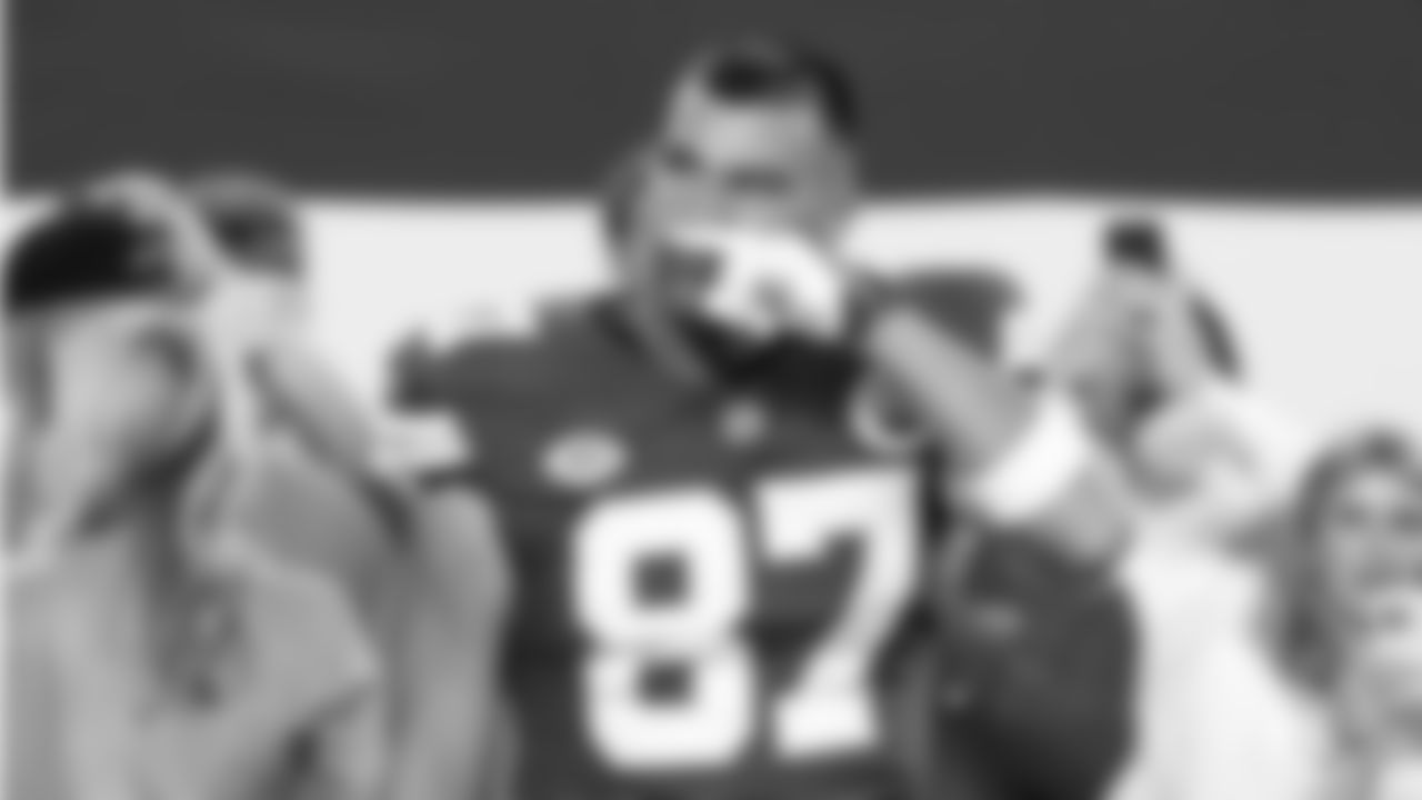 Kansas City Chiefs tight end Travis Kelce (87) prior to the regular season Week 4 NFL Football Game on Sunday, October 1, 2023 at MetLife Stadium in East Rutherford, NJ.