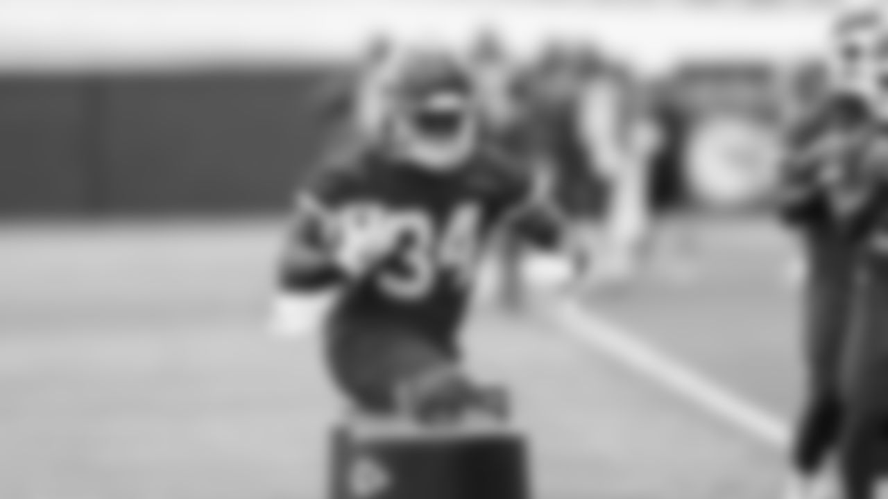 Kansas City Chiefs participate in day six of OTA's