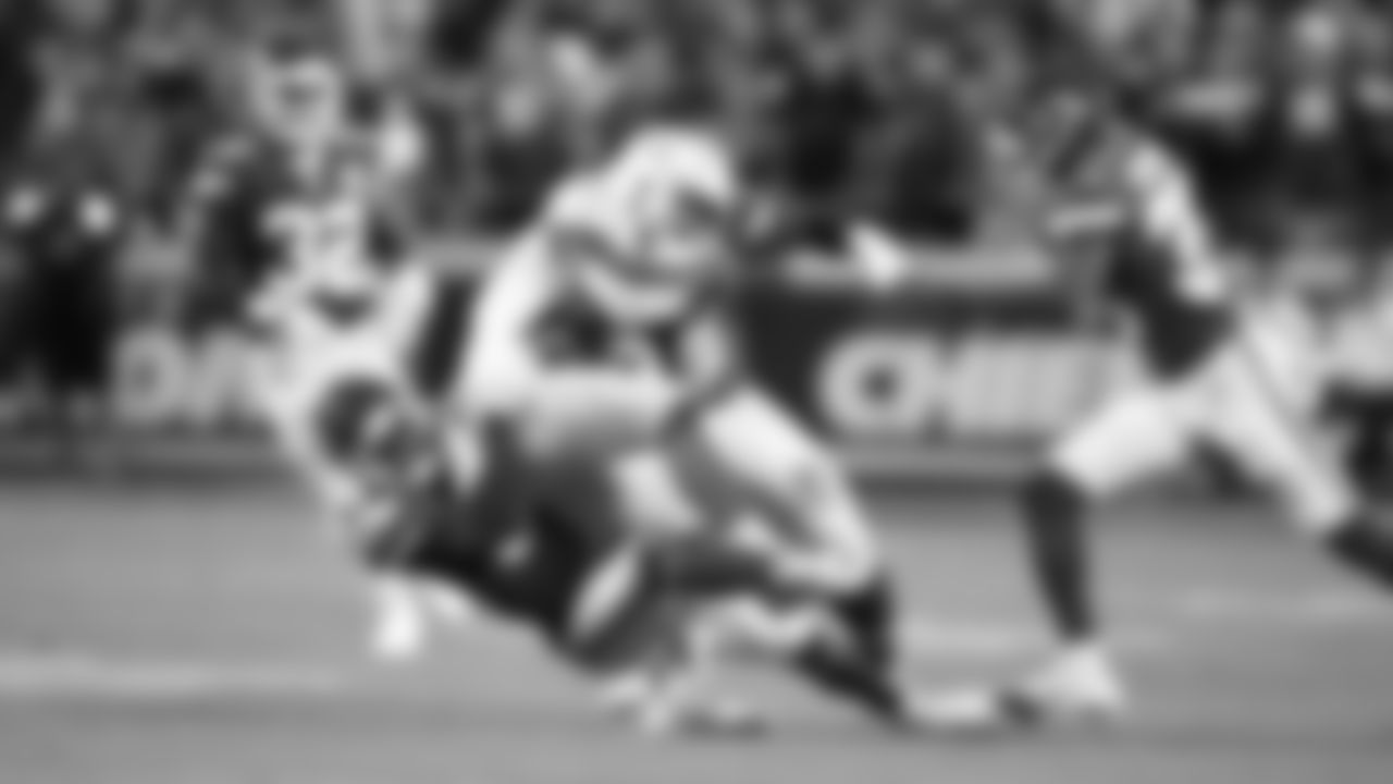 Kansas City Chiefs face off against the Los Angeles Chargers on GEHA Field at Arrowhead Stadium on September 15th, 2022.