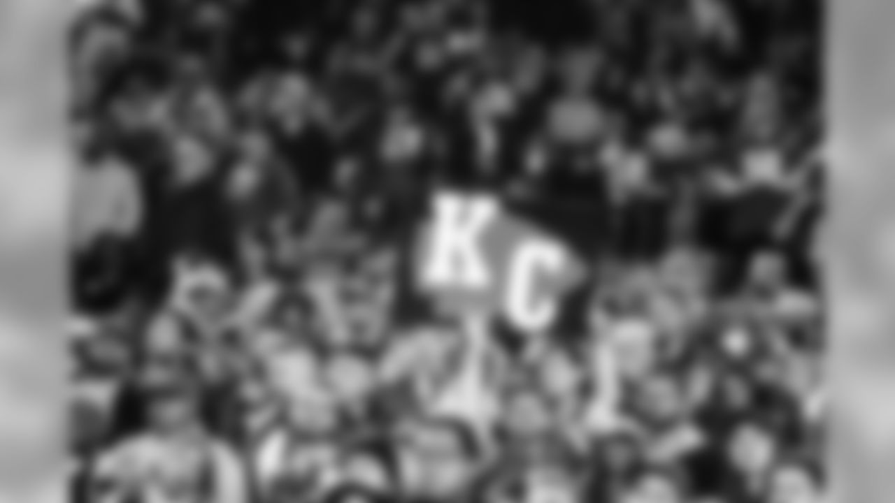 Kansas City Chiefs at Los Angeles Rams at Los Angeles Memorial Coliseum on November 19, 2018