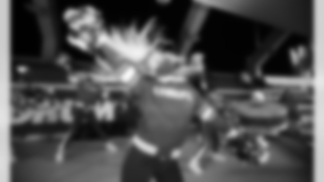 019-2020_CheerBroncos