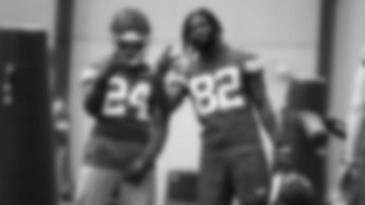 Kansas City Chiefs wide receivers Skyy Moore (24) and Ihmir Smith-Marsette (82) during practice on Wednesday, January 18, 2023.