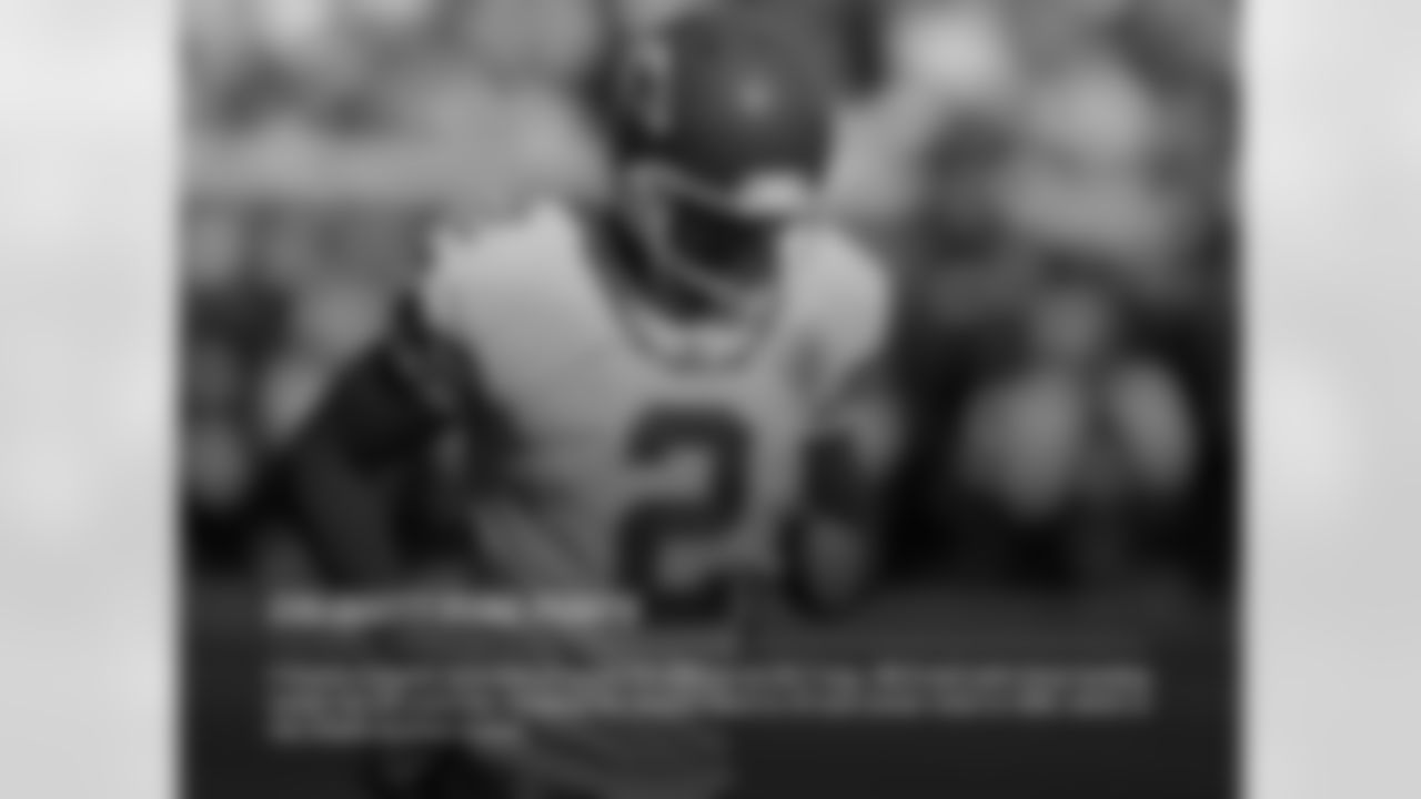 COLQUITT PINS PUNTS: P Dustin Colquitt recorded six punts for 250 yards (41.7 avg., 39.3 net) with three landing inside the 20-yard line, bringing his season total to 14 and career total to 330, which is the Chiefs all-time record.