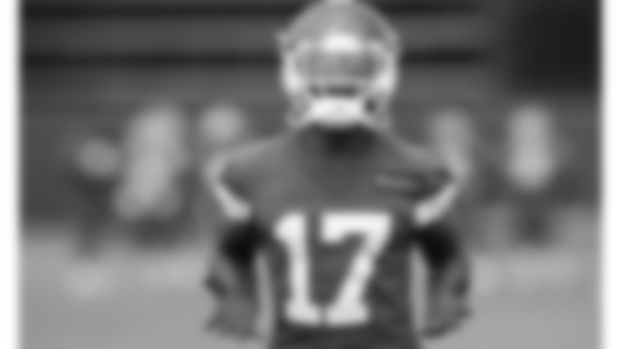 Kansas City Chiefs wide receiver Mecole Hardman (17) during day two at Kansas City Chiefs mini camp practice.