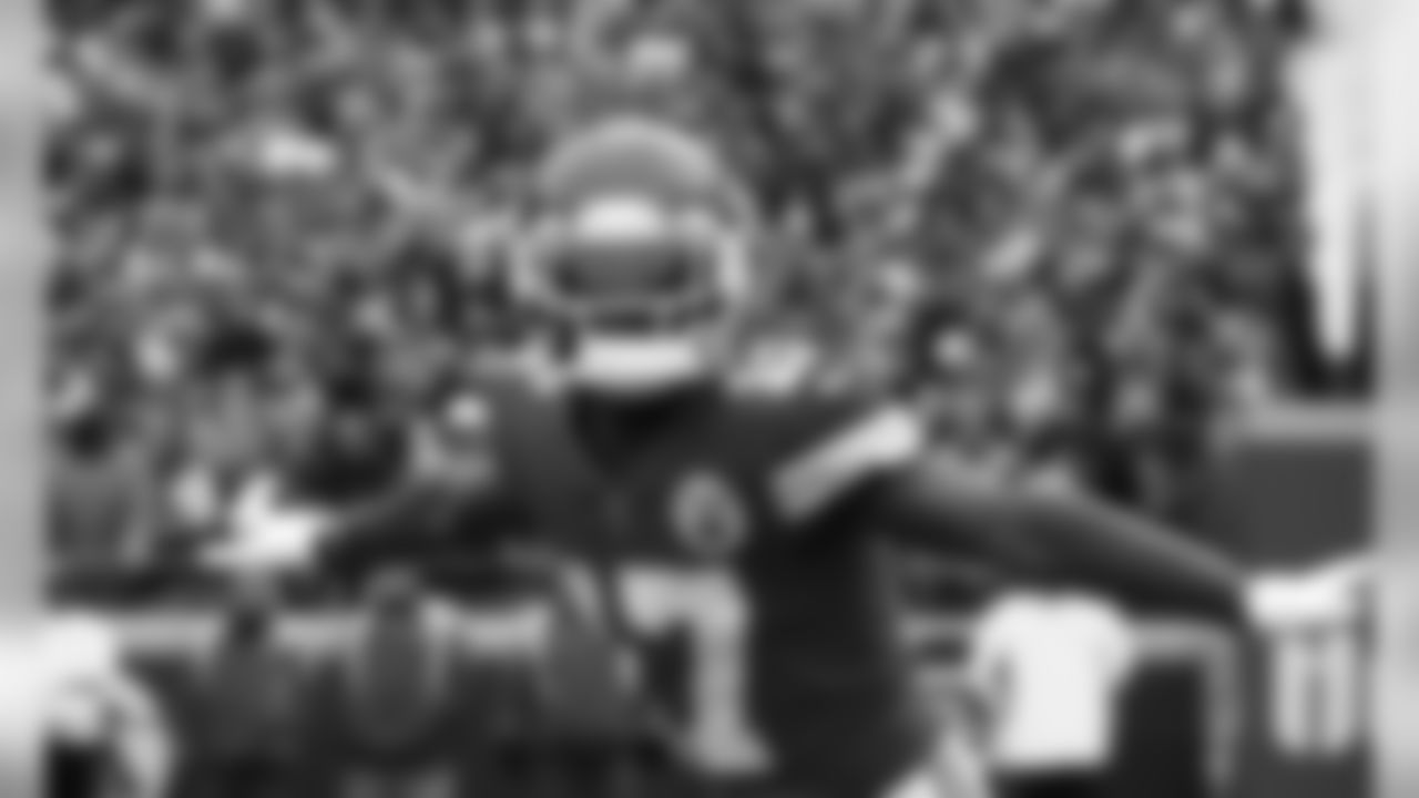 The Kansas City Chiefs take on the Los Angeles Chargers on December 29, 2019.