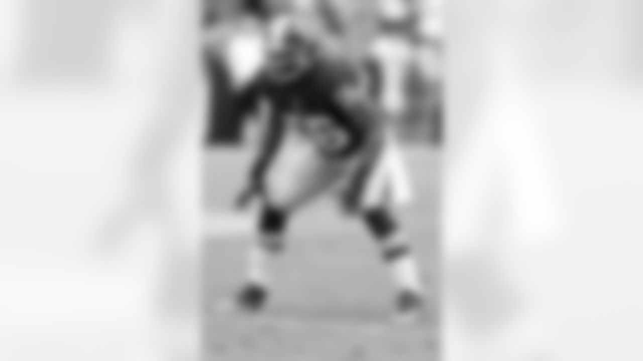 LB #56, Perry Riley Jr.