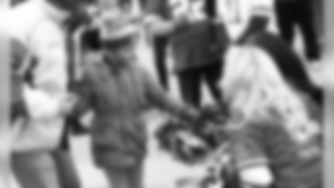 011_2019_CheerChargers