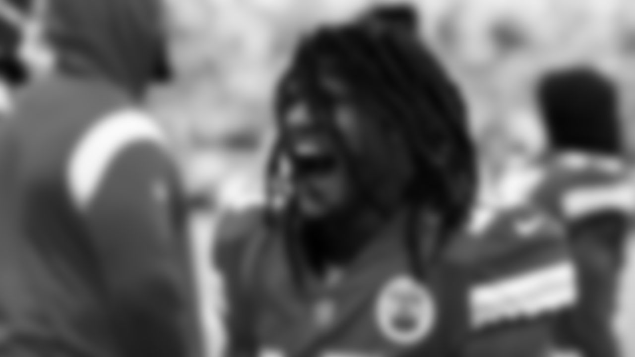 Kansas City Chiefs running back Isiah Pacheco (10) yells after a defensive stop during an NFL football game against the Denver Broncos, Sunday January 1, 2023 in Kansas City.