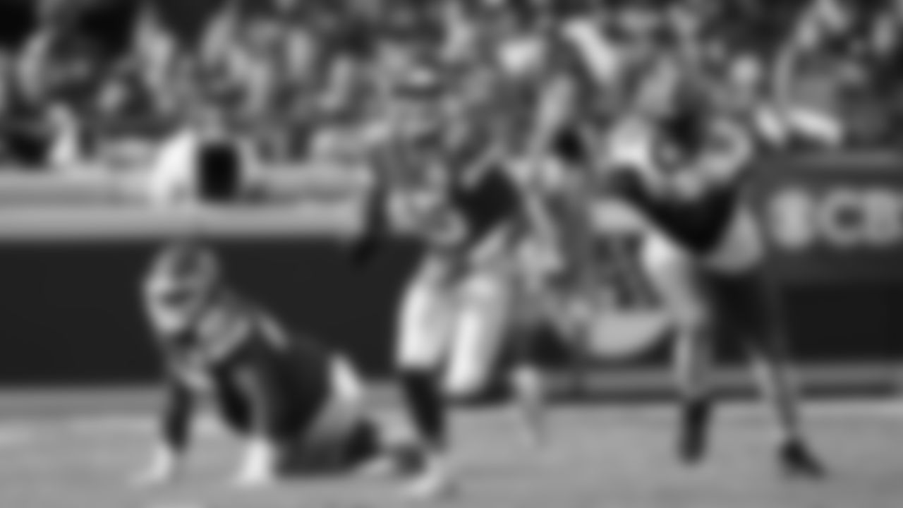 Kansas City Chiefs vs Cleveland Browns during NFL Season Opener at GEHA Field at Arrowhead Stadium in Kansas City, MO on September 12, 2021