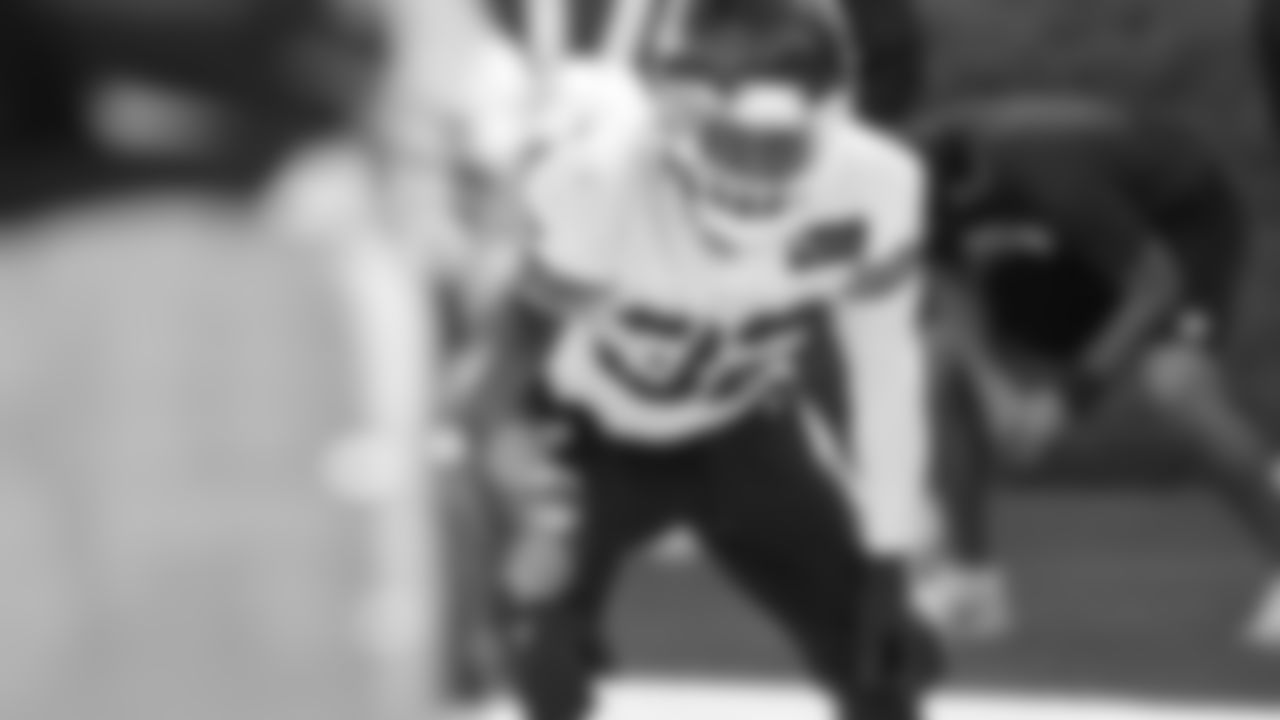 Kansas City Chiefs Safety Tyrann Mathieu (32) during Week 6 preparation for the Buffalo Bills.