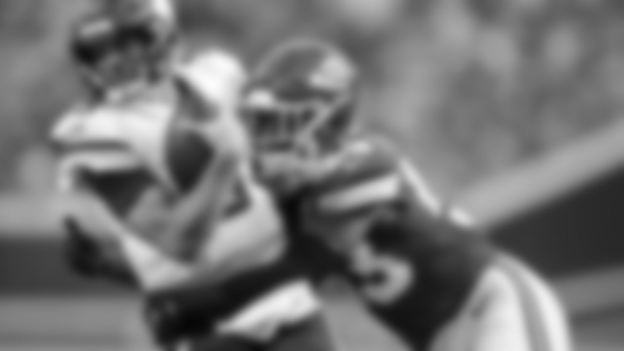 Kansas City Chiefs inside linebacker Anthony Hitchens (53) during an NFL preseason football game against the Minnesota Vikings, Friday, August 27, 2021 in Kansas City.