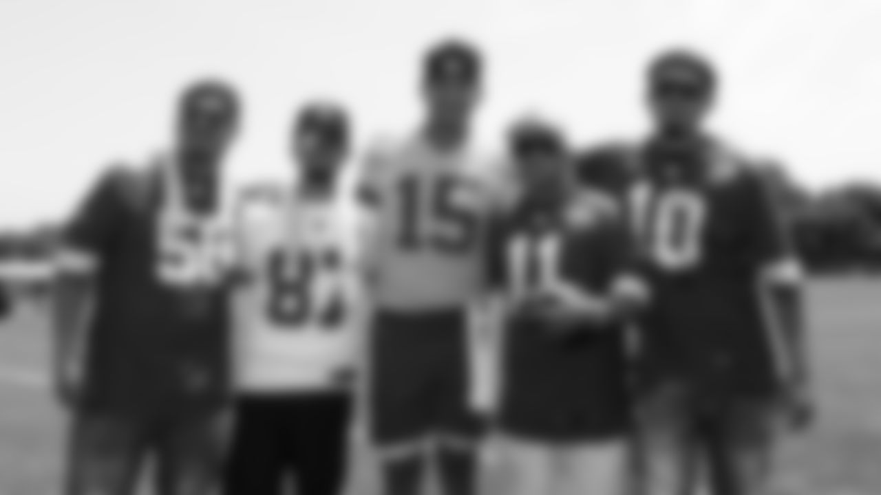 Make-a-Wish child meets Kansas City Chiefs players at First Look event during day 1 of minicamp on Tuesday, June 13, 2023 in Kansas City, MO.