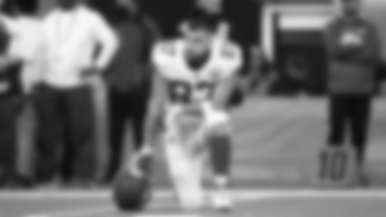 Kansas City Chiefs tight end Travis Kelce (87) during an NFL football game against the Los Angeles Chargers on Thursday, December 16, 2021 in Los Angeles.