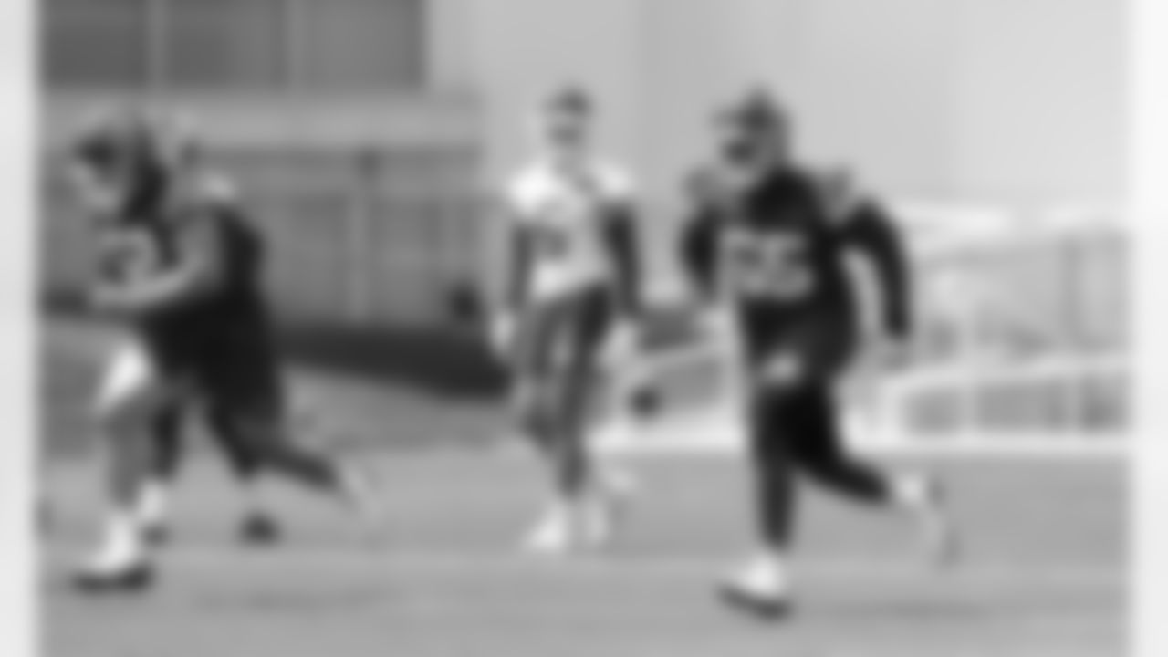 OL Trey Smith (65) during practice at the first day at Chiefs rookie mini camp.