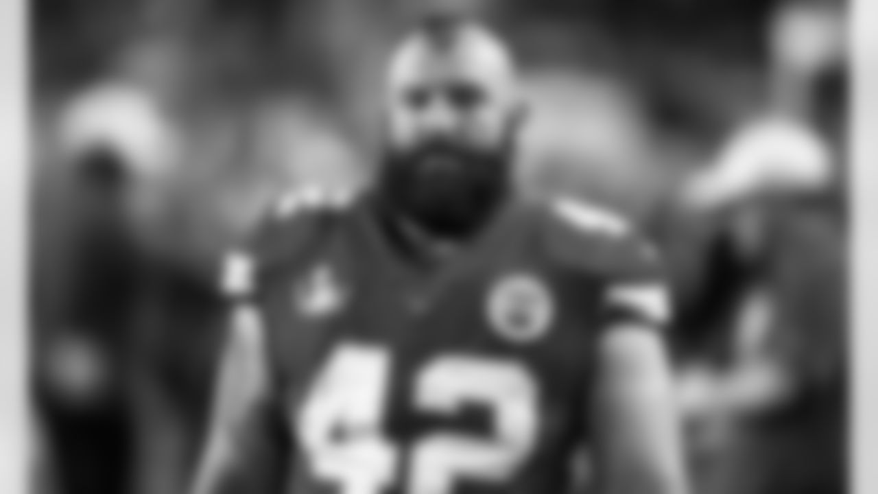 Kansas City Chiefs Fullback Anthony Sherman (42) during Super Bowl LIV between the Kansas City Chiefs and San Francisco 49ers on February 2, 2020.