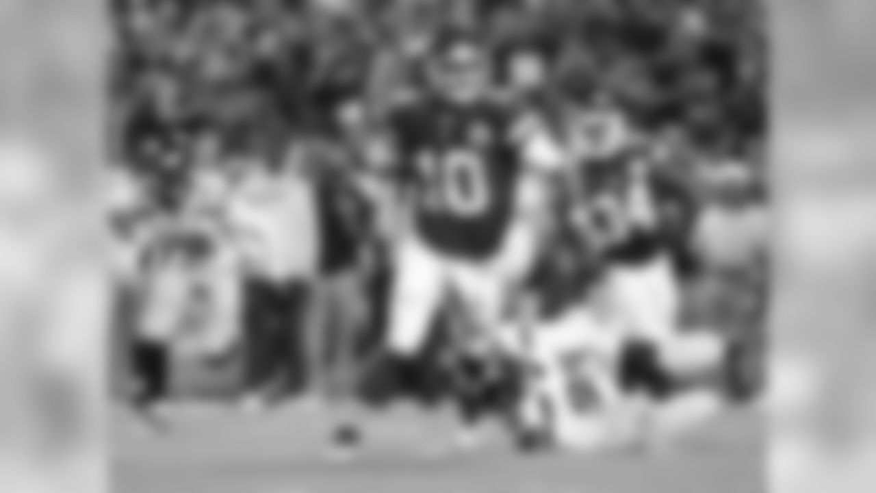 Kansas City Chiefs quarterback Chase Daniel (10)